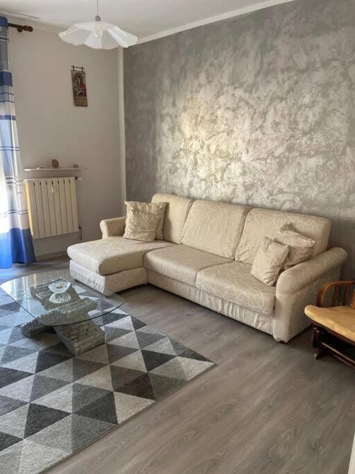 Appartamento Con Tre Camere - Zona Centrale Alexandrie Extérieur photo