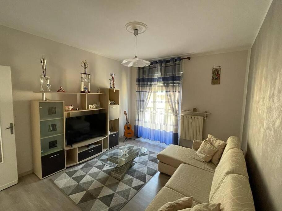 Appartamento Con Tre Camere - Zona Centrale Alexandrie Extérieur photo